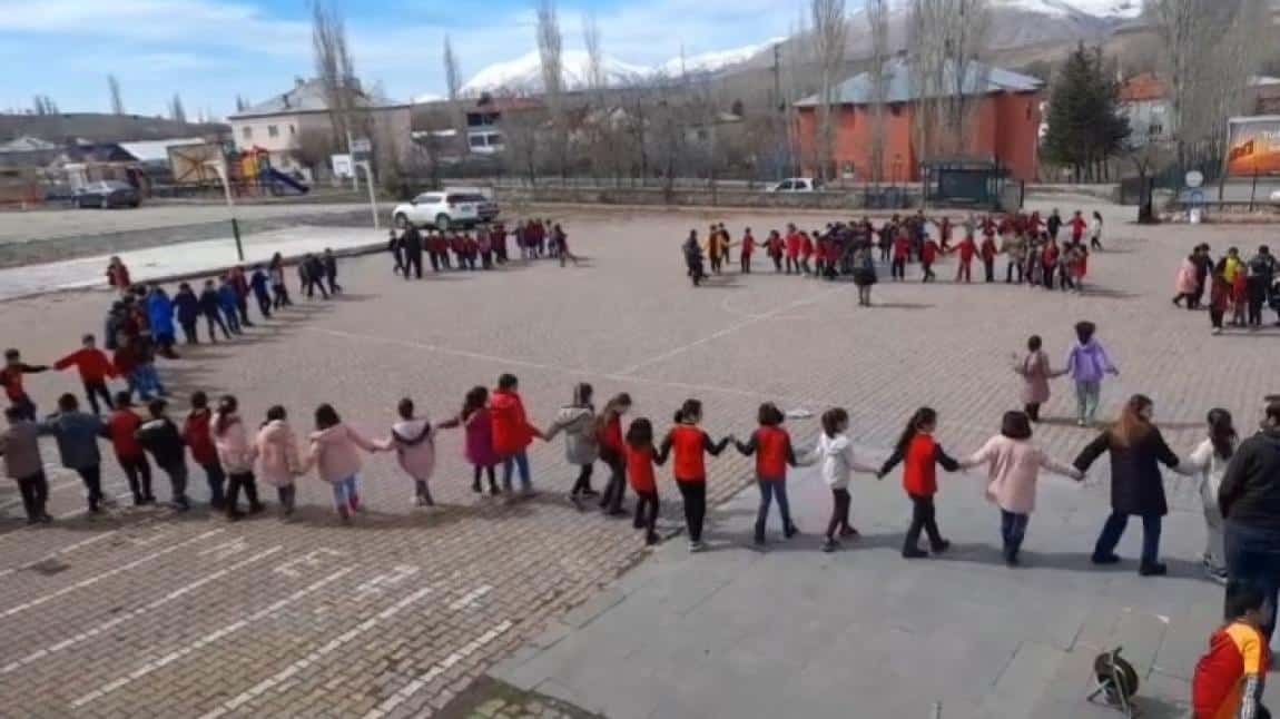 Yüz Yüze 100 Oyun